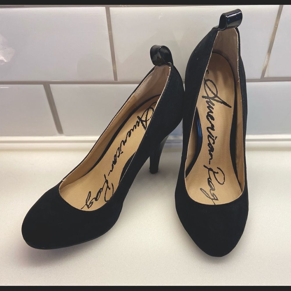 American Rag Black Suede Heels 👠 SIZE 5